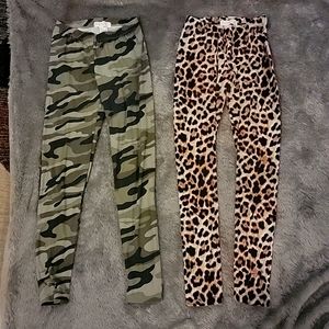 Planet Gold Leggings size small